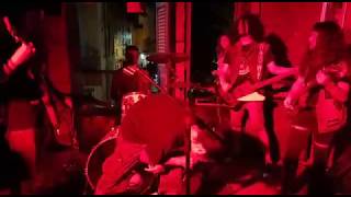 Vomitron - Equidistância Pragmática Live