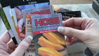 Seed Starting 🍅🌶️  What I am growing this year