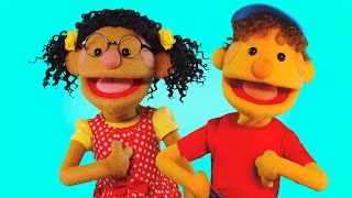 What's Your Name? | Super Simple Puppets | Kids Songs
