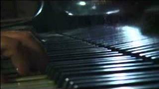 Marietta Veulens Pieza No1, 2009.wmv