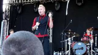 FM Static-The Unavoidable Battle of Feeling On the Outside-Rage Fest 10
