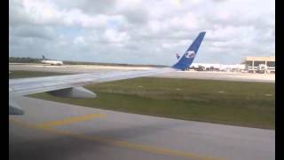 Přílet a odlet z Cancúnu (Mexico)