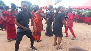 Ghanaian Highlife music Performed by Nana Tabiri. This is Hot!!!