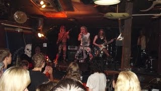 Nightlife - Heaven is Hell - live and unplugged - ein Gig mitten aus dem Publikum
