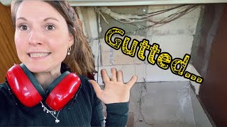 Ep 4 | DEMOLITION has begun: what have we done to our SALOON?!