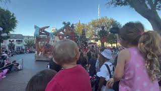 Disneyland - Tuesday Parade