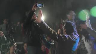 ADITYA NARAYAN LIVE "SUBHA HONE NA DE" WITH AUDIENCE