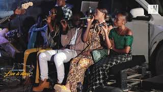 Live a deux - Elsha Mwamba