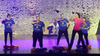 Juleshow 2016 - Haunted House - Dream Team
