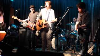 The Meds - "Rubberband" (live at The Carleton)