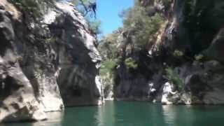 Saltando en cañon las Buitreras, Julio 2013