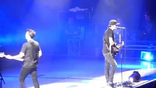 Blink 182 - After Midnight live HD - 2012 London O2