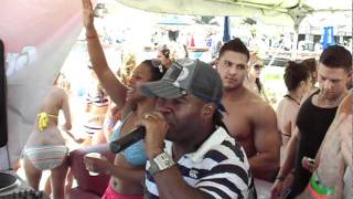 JERSEY SHORE NASSAU 2011 (Ronnie chills with Audio Junkeez)