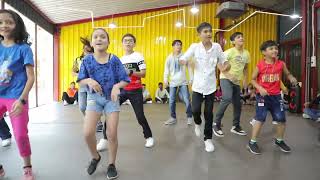 Current Laga Re: Cirkus |  Dance Workshop by Amit Jadhav \ Event by Anil's Dance Studio