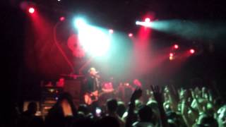 Alkaline Trio - Radio ending, Skiba falling