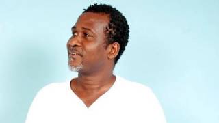 Lucky Mensah  -   Sumo Mi