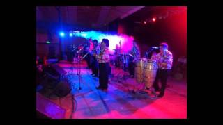 Los Palmeras - El Que La Agarra La Agarra