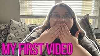 MY FIRST BOOKTUBE VIDEO! || Get to know me! 