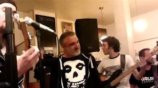 Les Miches Moulées - Death to poser