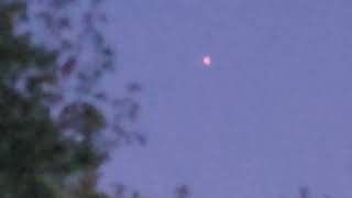 UFO? WHAT IS THIS. IT DON'T MOVE. JUST SITS THERE.LINK-4 1st VIDEO IN DISCRIPTION. PLZ SUBSCRIBE OK