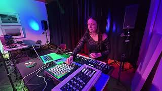 Peek - #emom #live #performance  #santacruz #california #dubtechno #tropical #openmic