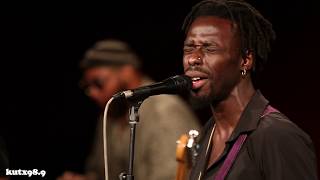 Black Pumas - Colors (Live in KUTX Studio 1A)