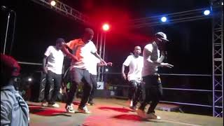Ngekuda Bakayau live show Delegado de amor 