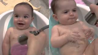 Twin Babies Take Baths - Very Different Opinions