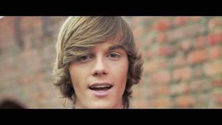 Dennis: She's not coming back (Official video) Mostiko Records 2011