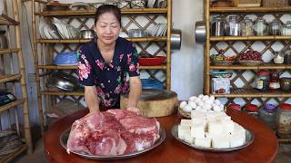 Sreypov Life Show: Grandma cook delicious for family | Yummy pork cooking
