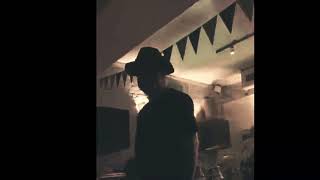 PUNTO MUERTO - " Auld Lang Syne" en vivo en Shannon Irish Pub 22/11/2025