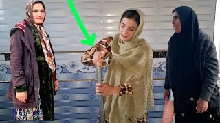 A travel tent as a symbol of identity: How did Umm al-Banin inspire Narges Khanum with this gift?