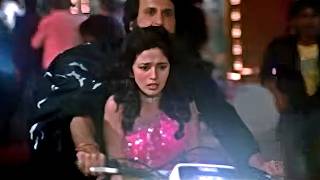 Help! This thug is forcibly taking me away - Madhuri Dixit amazing scene - Tezaab Movie Scene
