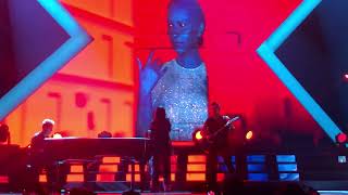 Laura Pausini - E RITORNO DA TE live @ Vitrifrigo Arena, Pesaro 23/11/2024