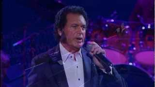 Engelbert Humperdinck - "A Man Without Love" (Live)