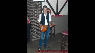 flat out gecomponeerd en gespeeld door black out (harrie arets)