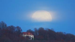 Supermoon 2025