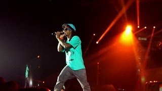 Lil Wayne Perform Live