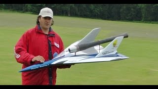 SUPER FAST & SUPER LOUD RC PULSE JETS - HANS FROM HOLLAND AT WESTON PARK - 2015