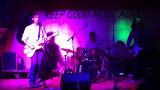 Di Pinto Mach 4 - (Hangin' Village- Cows in the City (Live @  Legends Bar))