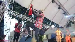 King Saha Thrills fans at the KCCA Kampala Festival.
