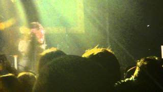 Lorde - A World Alone (Live at Fox Theater)