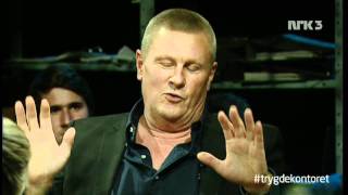 Trygdekontoret - "Reality Spessial" - Lasse Hallberg spiller "Congratulations"