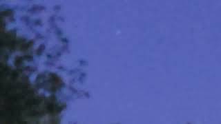 UFO? SOMEONE TELL ME WTF I'M LOOKIN AT. THIS IS 1 OF 4 VIDEOS. SEE OTHERS. PLEASE SUBSCRIBE OK!! T-Y