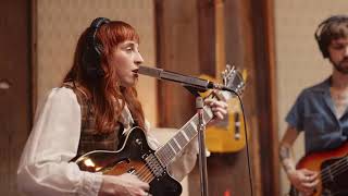 'Honeysuckle' Live In-Studio Session