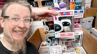 Finding Grail Funko Pops & Unboxing a Mysterious Package from Japan!