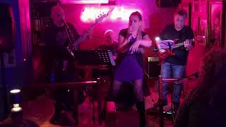 ΤΑΞΙΔΙΑΡΑ ΨΥΧΗ cover FLASHBACK live @ Silver Spurs