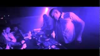 DJ PONE vs DJ DUKE at 1O1 (19/04/2012) - Extract #1