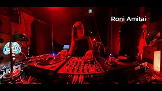 Roni Amitai @ Sunday Sessions LA debut / Los Angeles, California / Live vinyl DJ set