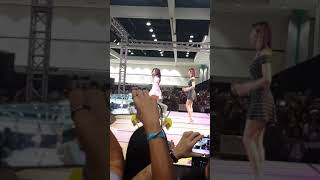 [FANCAM] TWICE(트와이스) - Dance The Night Away Relay Dance KCON LA 2018